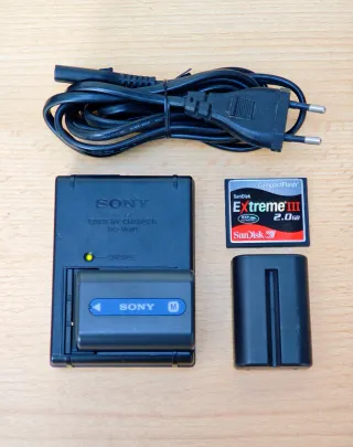 Sony α100 + Objetivo Sony 18/70mm Macro