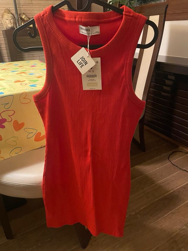 Vestido a estrenat ajustado Bershka rojo