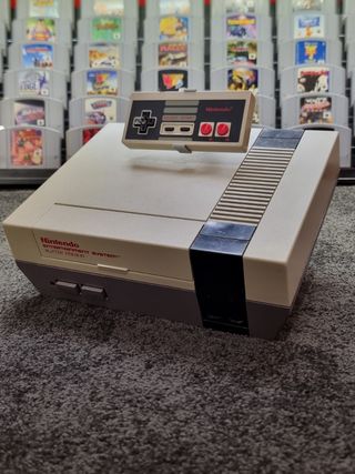 Supporto stand Nintendo 64, NES, SNES e Game Cube