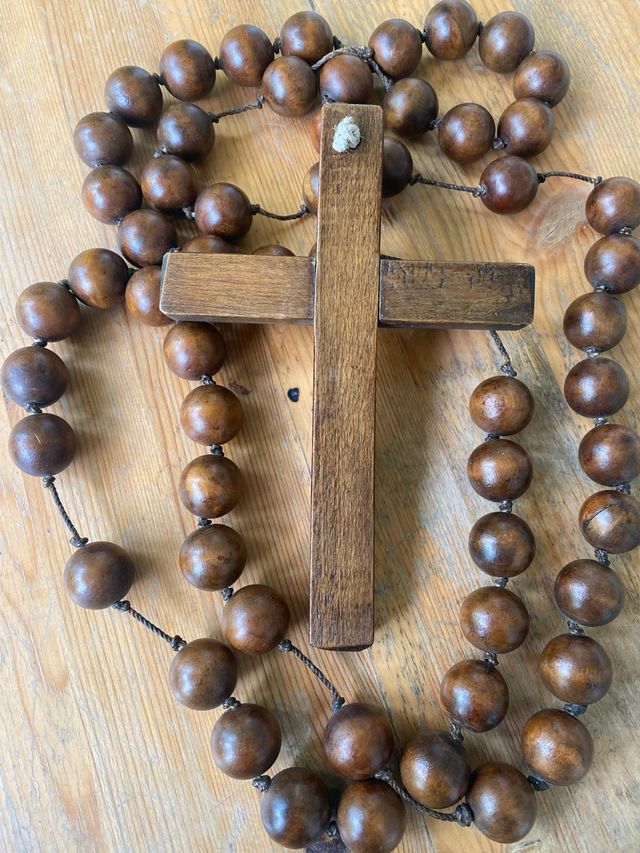 Rosario antico in legno