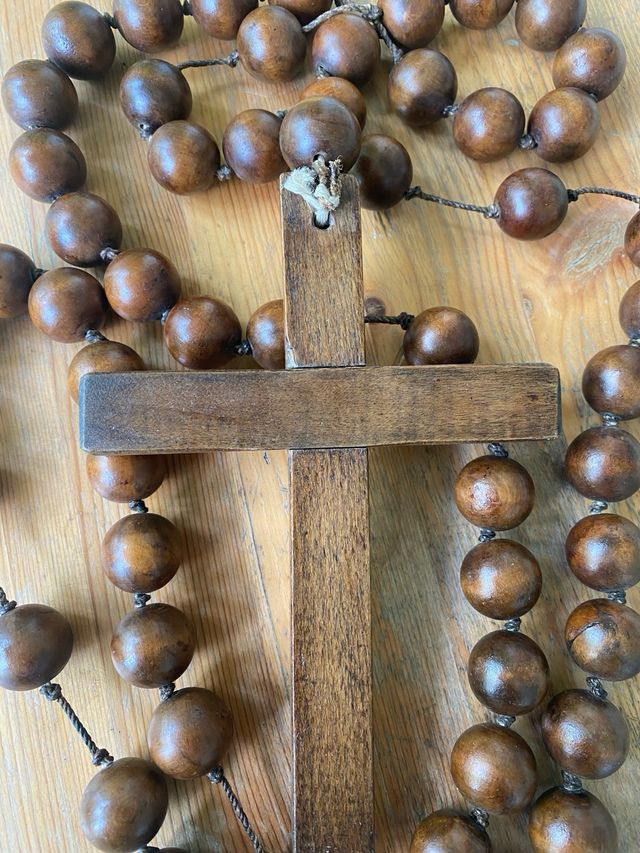 Rosario antico in legno
