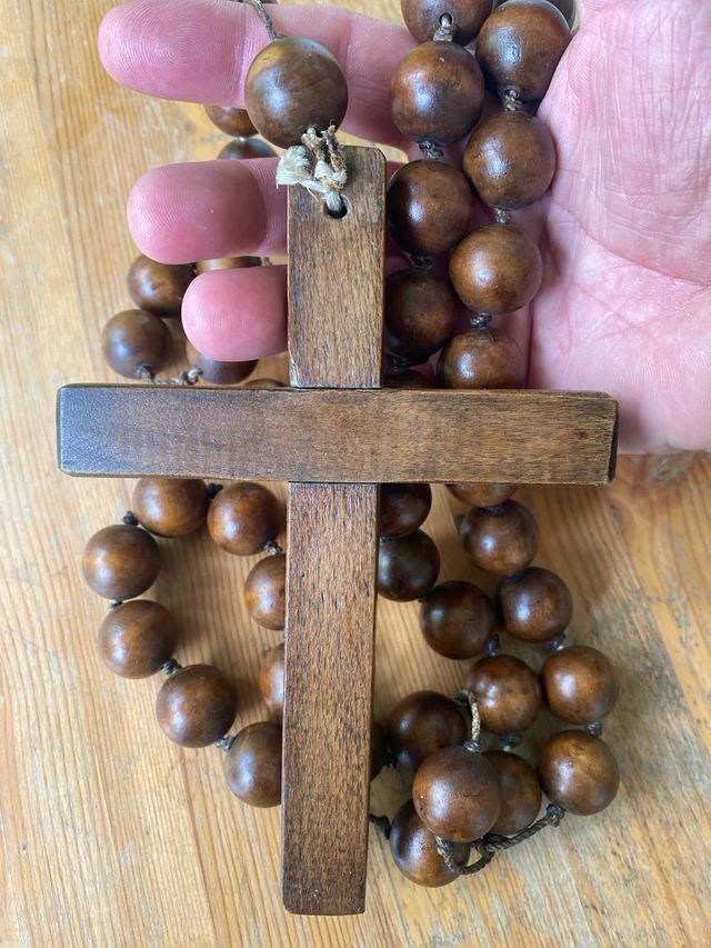 Rosario antico in legno