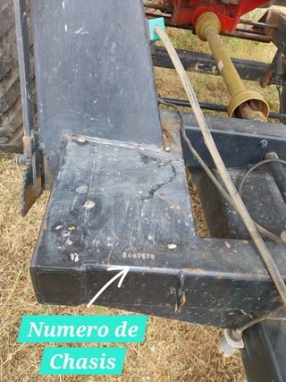 Abonadora arrastrada CLERIS AD 7000