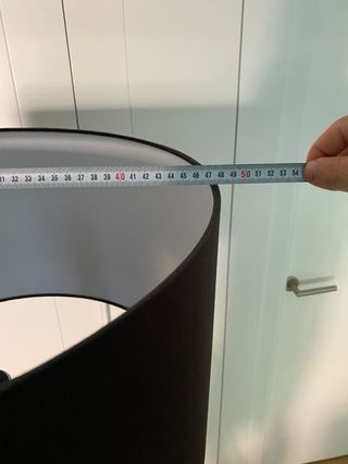 Lámpara trípode dorada - Estilo moderno