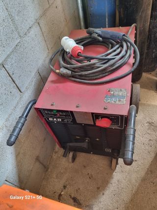 Soldadora GAR 4T trifásica