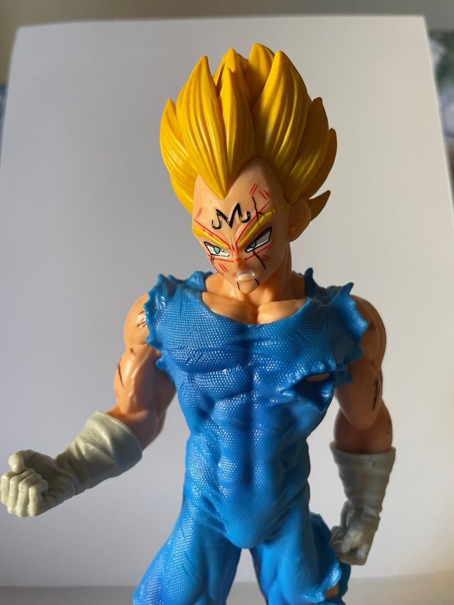 Figura Vegeta DBZ 