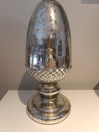 Adorno Acorn plateado