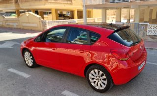 Opel Astra 2010