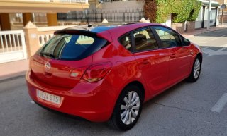Opel Astra 2010