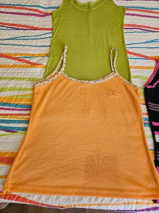 3 Camisetas tirantes-varios colores NEGRA VENDIDA