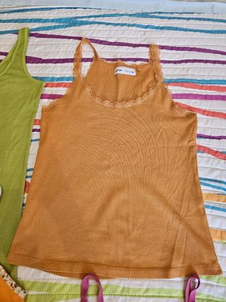 3 Camisetas tirantes-varios colores NEGRA VENDIDA
