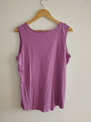 Camiseta morada Damart sin usar