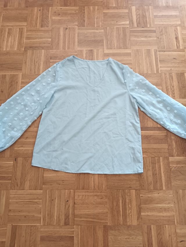 Blusa celeste manga larga