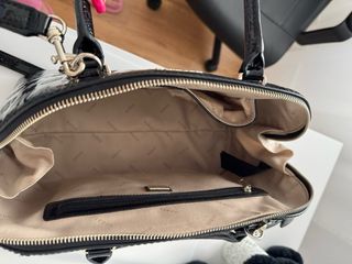 Bolso Guess negro - bandolera