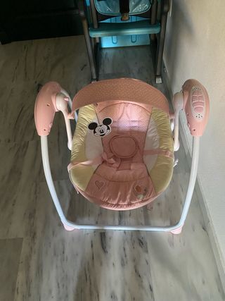 Silla mecedora musical infantil