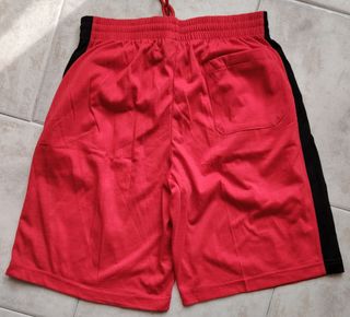 Completo sportivo rosso-nero uomo