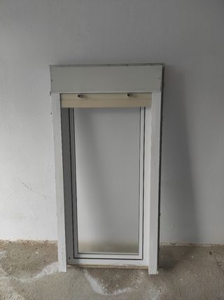 Ventana aluminio c/ persiana
