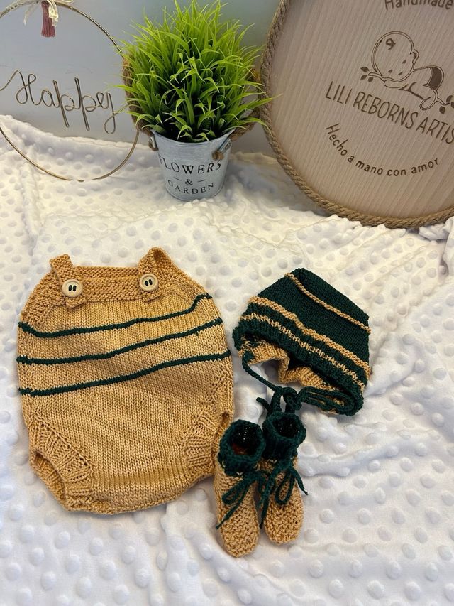 Ropa bebé reborn handmade