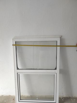 Ventana aluminio blanco