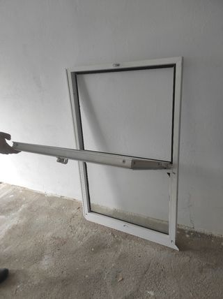 Ventana aluminio blanco