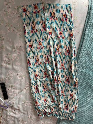 Pantalones Zara estampados