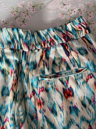 Pantalones Zara estampados