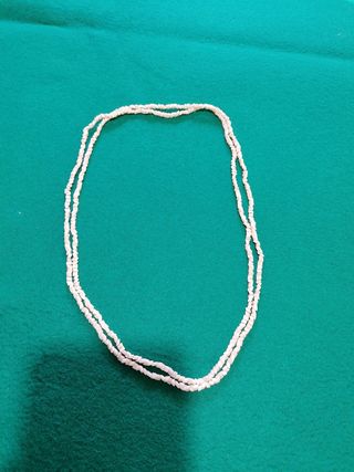 Collar largo blanco