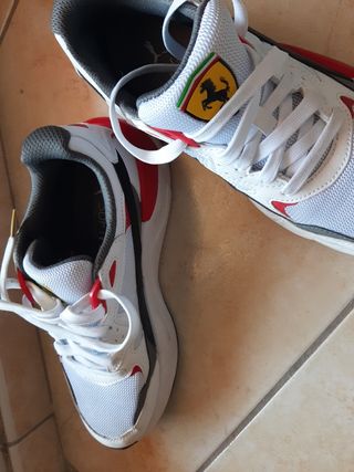 Scarpe Puma x Ferrari EUR 40 – Quasi nuove!