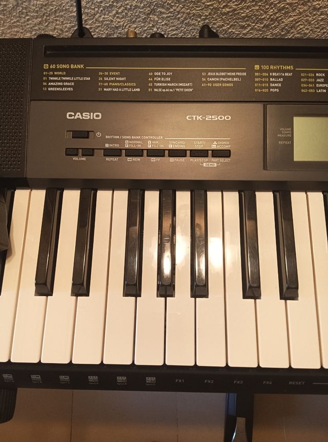 Teclado Casio CTK-2500