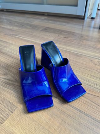 Zapatos Zara azules tacón 40