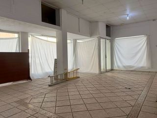 Local comercial en venta en Las Lagunas en Mijas