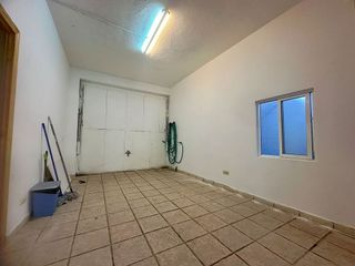 Local comercial en venta en Las Lagunas en Mijas