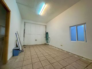 Local comercial en venta en Las Lagunas en Mijas