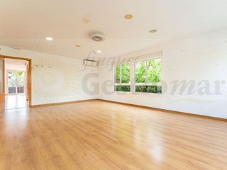 Local comercial en venta en Vilafortuny - Cap de Sant Pere en Cambrils