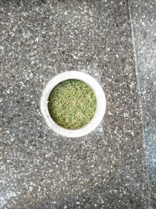 Pila de  mármol compac,silestone gris