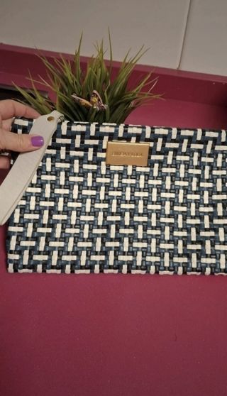 Clutch Bimba y Lola | Azul y blanco
