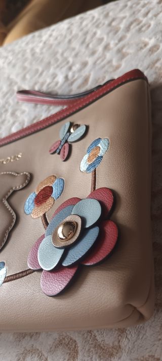 Bolso Tous beige - flores