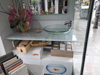 Mueble baño blanco - peces