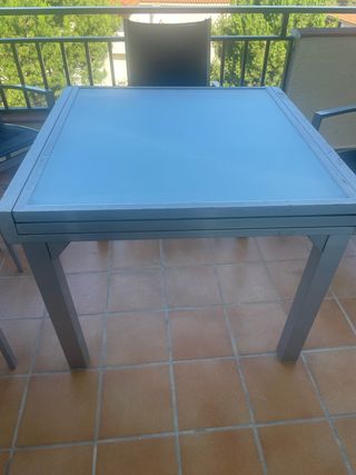 Mesa jardín extensible + 4 sillas