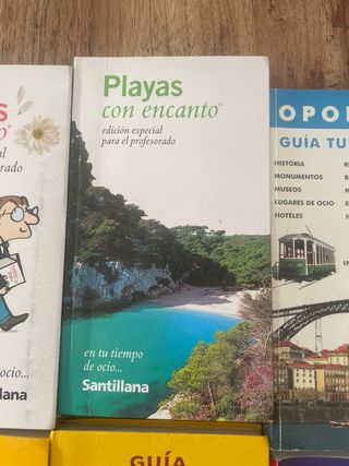 Guias variadas de Lisboa, Oporto, Marruecos, Paris