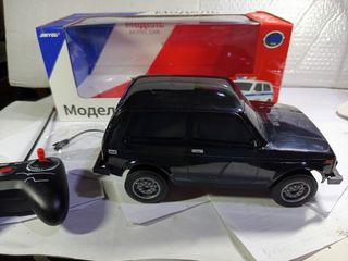 Lada Niva radiocontrol