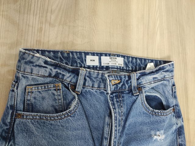 Vaqueros Bershka -talla S