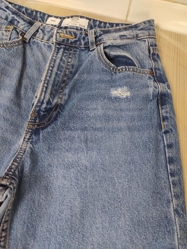 Vaqueros Bershka -talla S