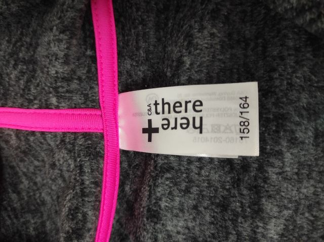 Chaqueta polar C&A gris-rosa