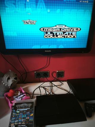 PS3 Super Slim 12GB + 18 juegos