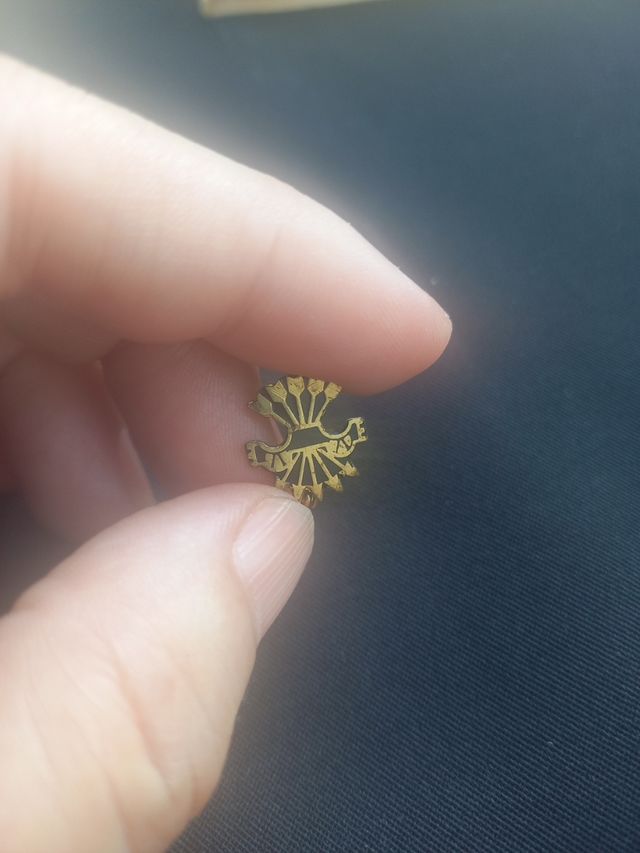 Vecchio spillo anni '30