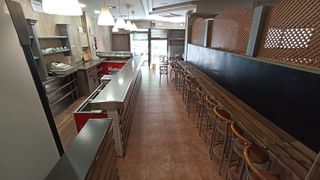 Bar en venta en Instituts - Universitat en Lleida
