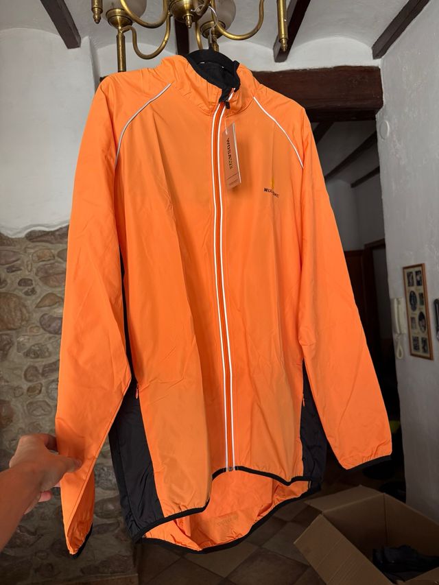 Cortavientos ciclismo naranja