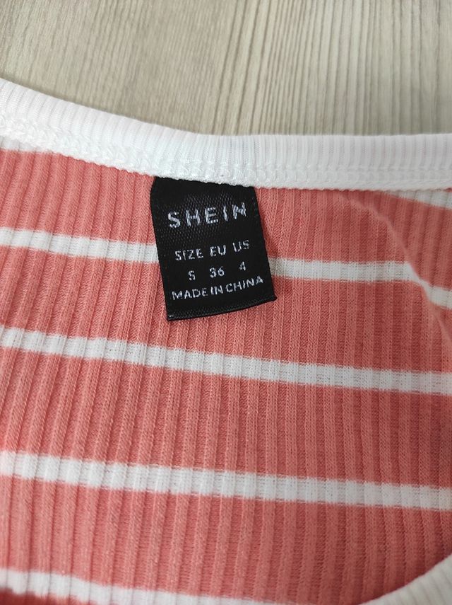 Top rayas coral-blanco