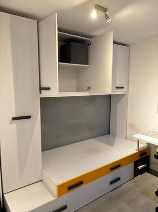 Dormitorio juvenil beige - cama nido